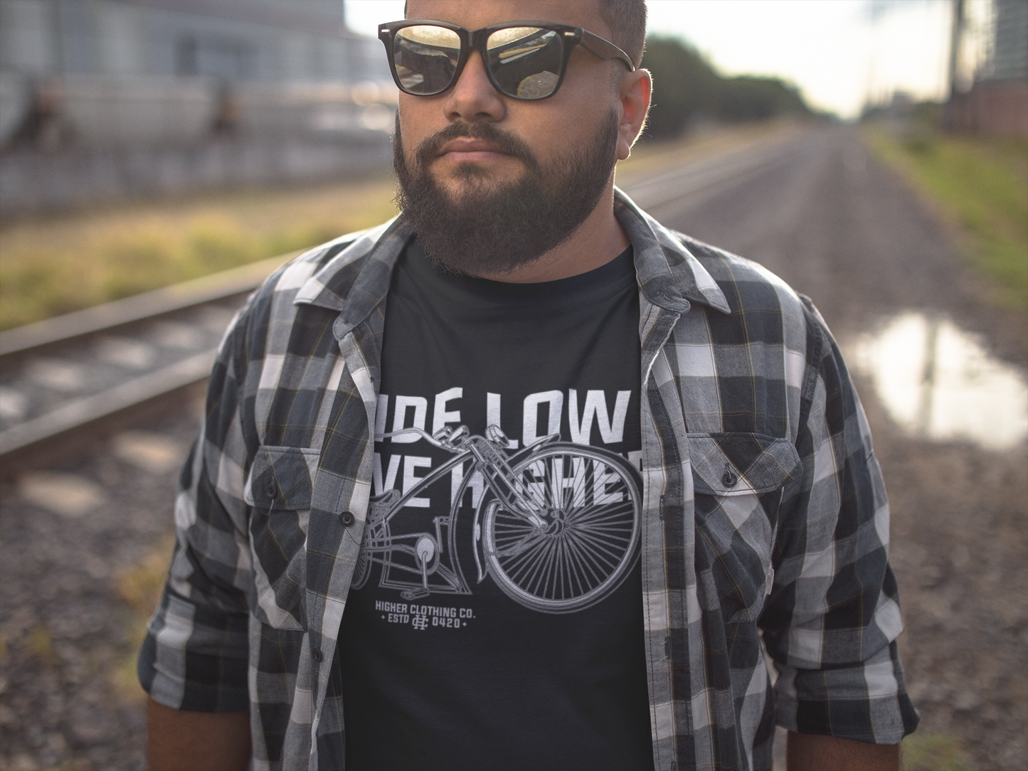 RIDE LOW LIVE HIGHER - BLACK